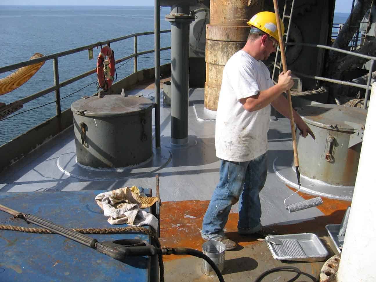 Choosing Marine Paint for Aluminum Vessels: